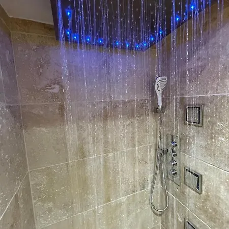 Villa La Tourelle Apartmán *